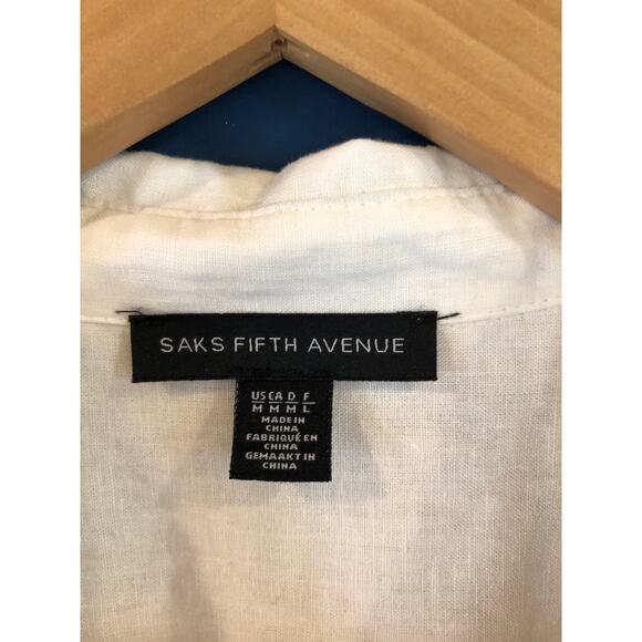 SAKS FIFTH AVENUE!  Long-sleeve, button-down, Women's Shirt, Size Medium - Picture 2 of 6